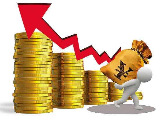 前七月居民消费贷大爆发 机构众说纷纭解“谜团”