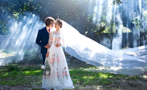 海南三亚婚纱照摄影前十名【广州深圳韩式婚纱照哪家好一些排名】