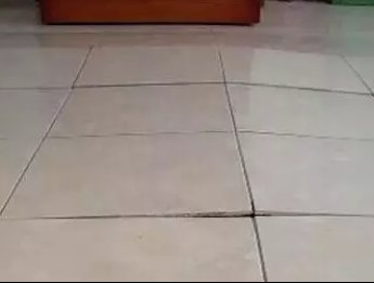 欧神诺陶瓷:这样铺砖不起拱
