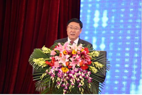 (中国青海省海东市副市长李青川出席大会并致辞)