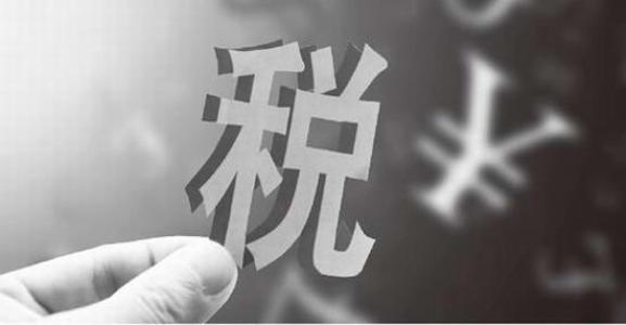 老板从公司“借走350万”，会计敢不敢代扣代缴老板70万个税？