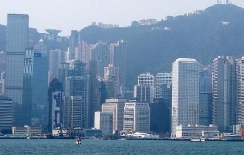 美国和香港调整税收制度优化投资环境