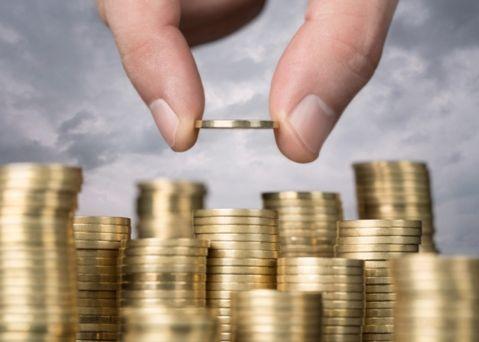 P2P网贷成交量降18.83% 投资人、借款人连续三月下滑