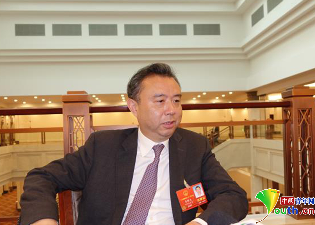 全国人大代表李曙光：五粮液深入推进供给侧结构性改革 “走出去”步伐加快