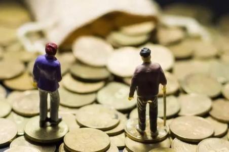 网贷竞跑合规备案 “+保险”渐成行业风向标