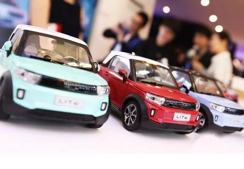 新车型集中涌现 中国车企积极布局新能源汽车市场